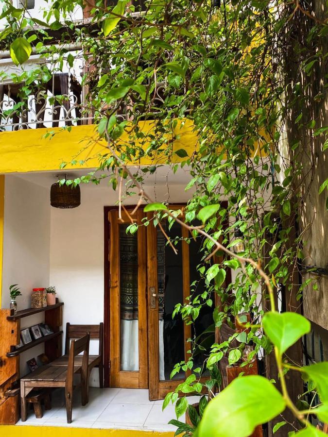 Chu Nhat Cafe & Homestay - 12 Ngo 41 Duong Lang - Co So 1 Hanoi Bagian luar foto