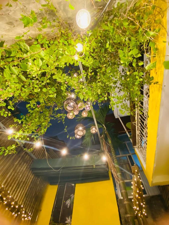 Chu Nhat Cafe & Homestay - 12 Ngo 41 Duong Lang - Co So 1 Hanoi Bagian luar foto